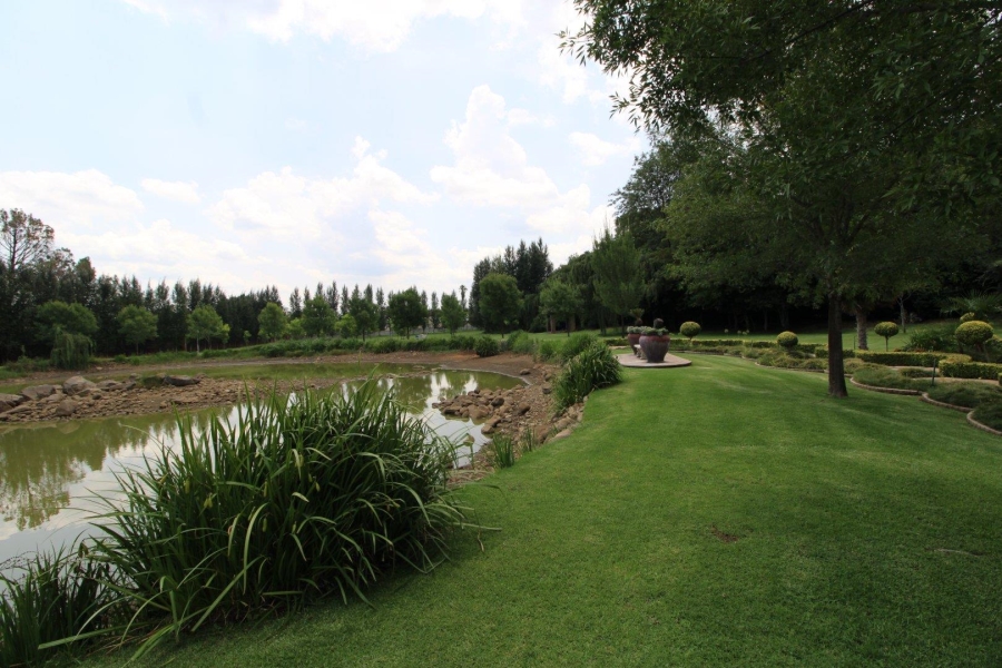 11 Bedroom Property for Sale in Van Der Hoff Park North West